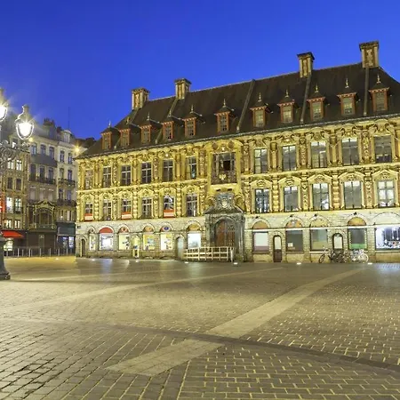 아파트 Maisonette Tran *